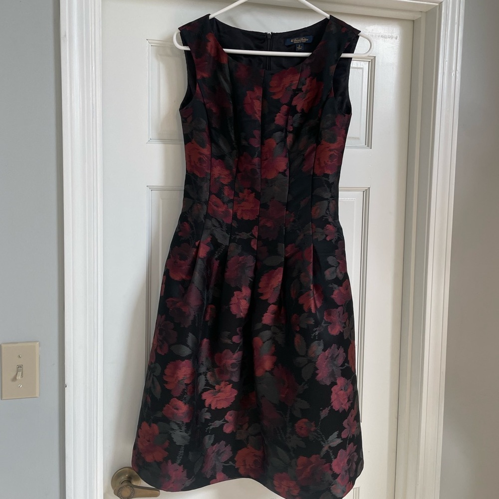 Brooks Brothers Jacquard Floral Brocade Dress size 2